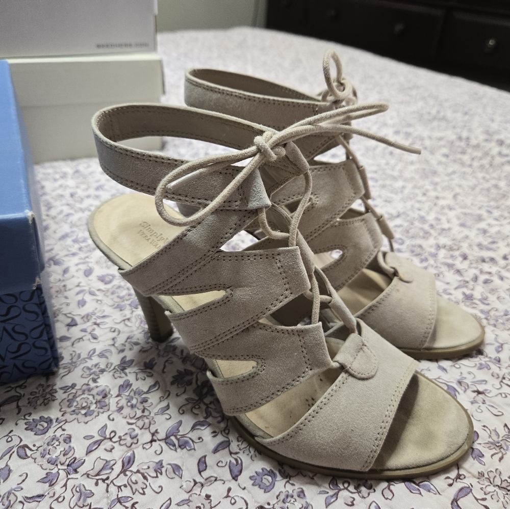 Simply Vera Vera Wang Blue Shoe Box